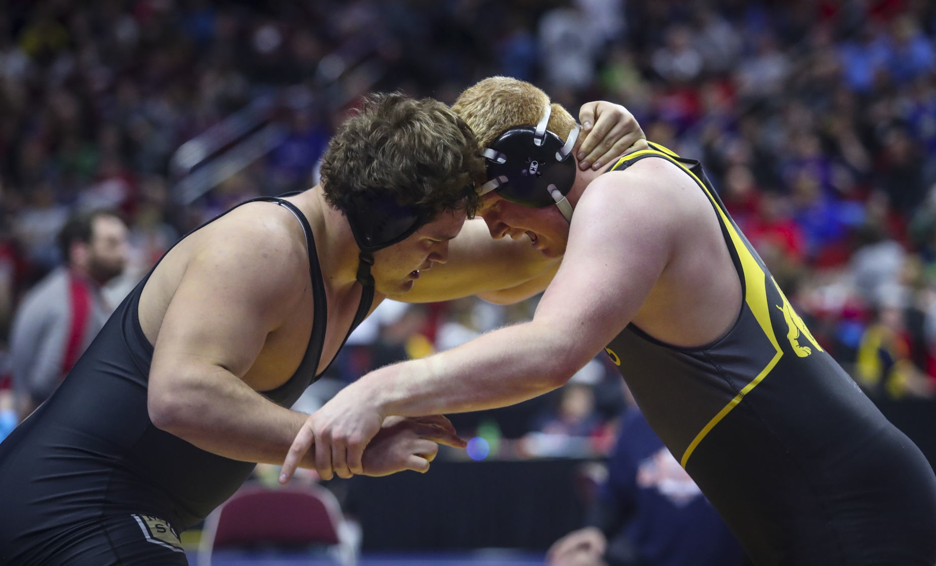 021618-STATE-WRESTLING-3A-SEMIS-017.jpg